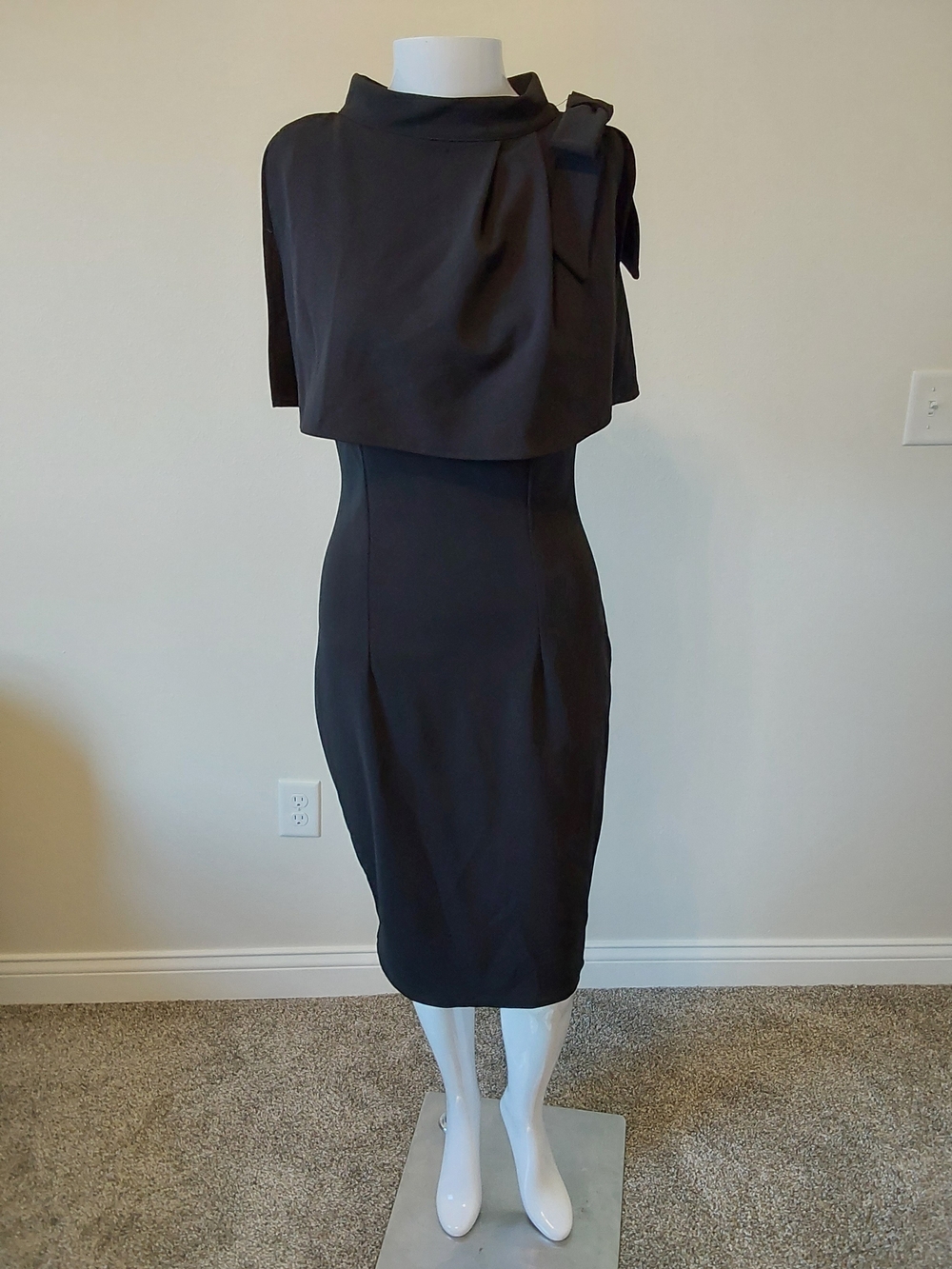 Elegant Black Midi Dress with Bow Shoulder Detail